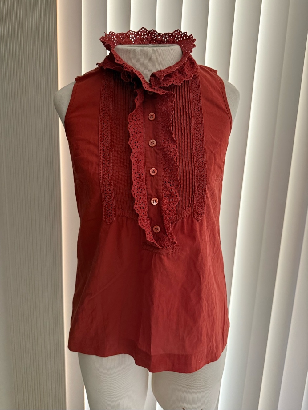 J.Crew Eyelet Ruffled Lace Pintuck Sleeveless Top Blouse Rust Red Size 2 Cotton